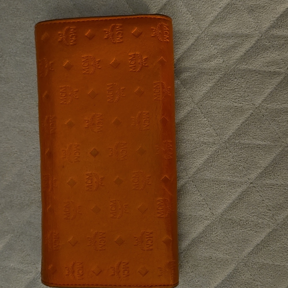 MCM Long Wallet - Picture 4 of 11
